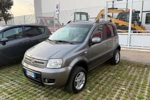 Fiat Panda 1.3 MJT 16V DPF 4x4 Climbing