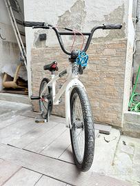 Bicicletta bmx