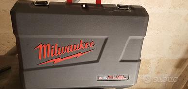 Trapano batteria MilwaukeeM28 CHPX