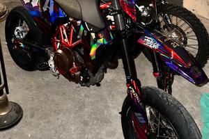 Husqvarna 701 Supermoto Accessoriata