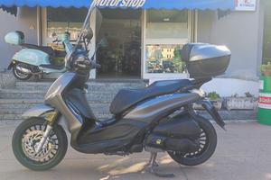 Piaggio Beverly 300 i.e.