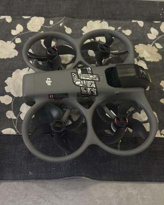 Drone  dyj avata 360