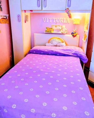 cameretta bianca e lilla