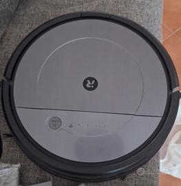 iRobot Roomba  Combo (aspirapolvere  e lavapavimen