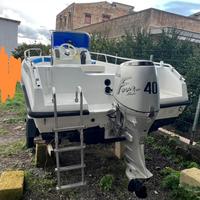 Barca open con motore 40cv