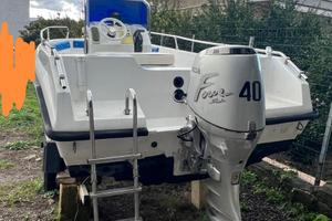 Barca open con motore 40cv