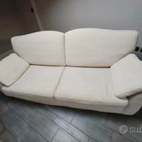 Divano bianco sfoderabile