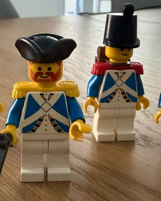 Lotto 9 Minifigure LEGO Pirates Vintage Anni 80/90