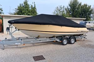 Chris Craft Catalina 
