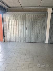 Box garage