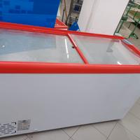 2 freezer uno piccolo e uno grande 