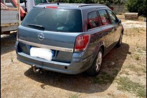 Opel astra h sw ricambi