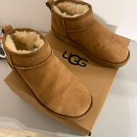 Ugg (come nuovi)  nr. 36