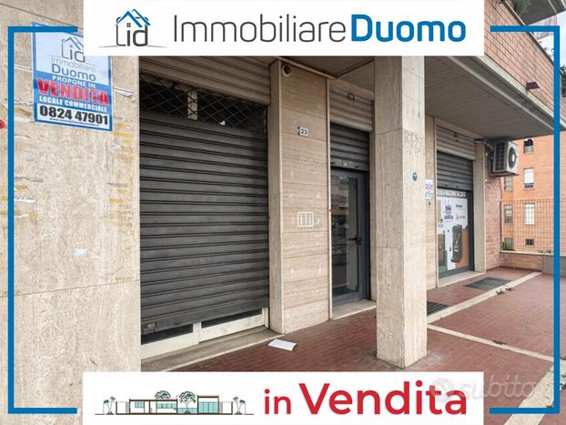 Via Luigi Piccinato - Commerciale