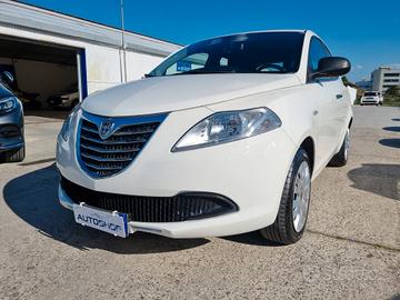 Lancia Ypsilon 1.2 69 CV 5 porte S&S Platinum