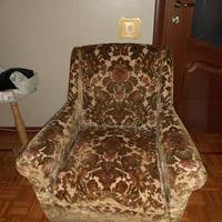Divano e due poltrone