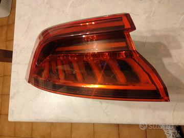 stop fanalino posteriore SX per Audi Q8