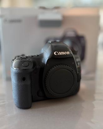 Canon 5D markIV