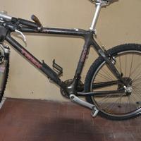 bici trek 9800 in carbonio cambio shimano deore xt