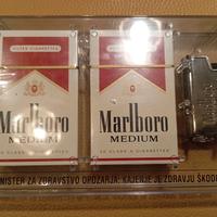 scatola da collezione Marlboro con accendino 