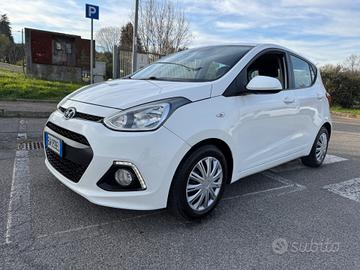 Hyundai i10 manutenzione completa idonea ai neopat