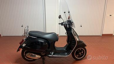 Vespa Gts 300