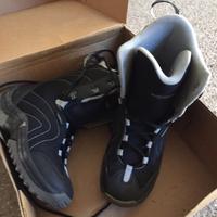 Snowboard e scarponi