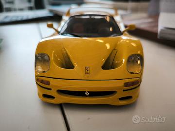 ferrari f50  in scala 1:18 della Bburago