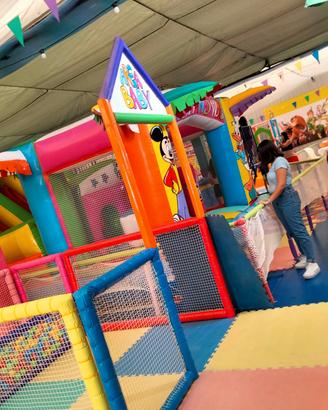 giochi gonfiabili e playground ludoteca 