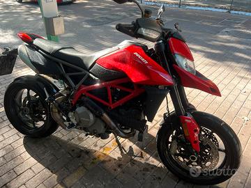 Hypermotard Ducati 950