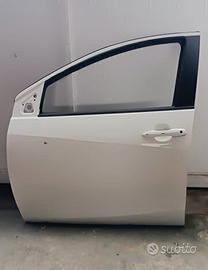 Porta anteriore sinistra Toyota Yaris