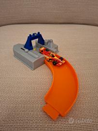 Hot Wheels F1 Speed Tunnel McDonald's