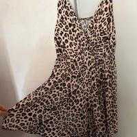 vestitino o copricostume a pantagonna