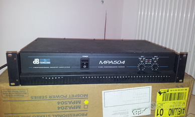 Impianto DJ: finale dB 504, Casse e mixer Numark