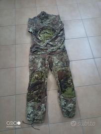 Tuta mimetica taglia 48