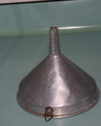 VINTAGE: imbuto per cucina inizio 1900