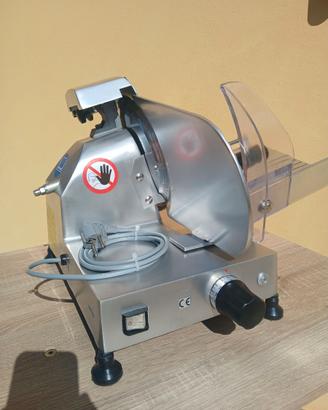 AFFETTATRICE LAMA 22CM.