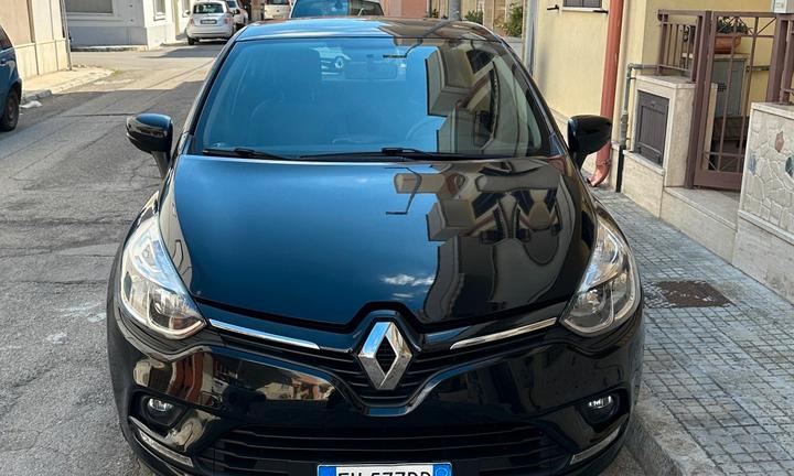 Renault Clio 4 1.5 dCi 75cv 2019 per neopatentati 