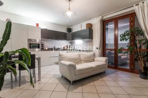 OLGIATE OLONA - BILOCALE CON TERRAZZO