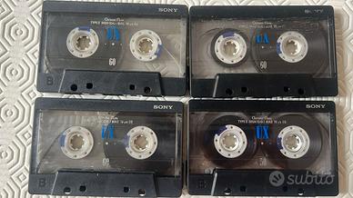 4 musicassette Sony chrome UX