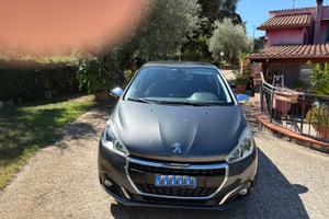 Peugeot 208 Allure