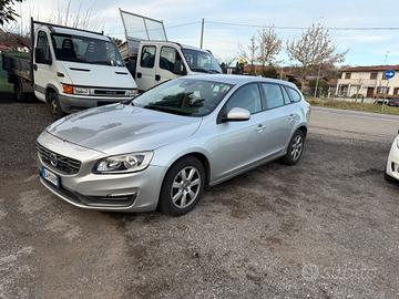 Volvo V60 D2 1.6 Momentum