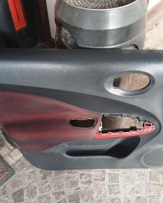 Pannello sportello nissan juke 2012