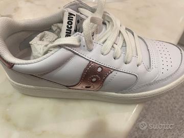 Saucony donna nuove mai usate Abbigliamento e Accessori In