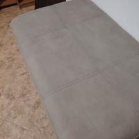 Pouf in tessuto grigio