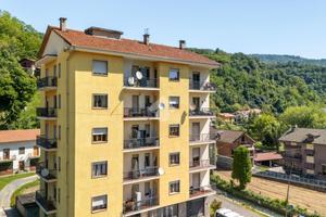 3 LOCALI A VENASCA