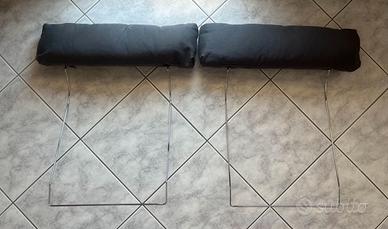 Due cuscini poggiatesta Ikea