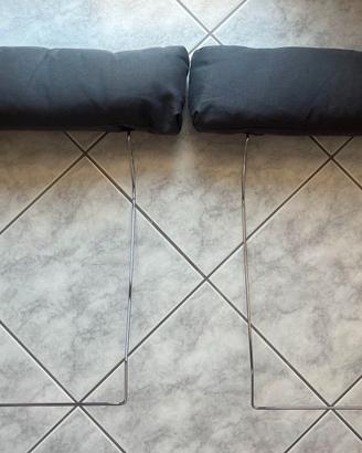 Due cuscini poggiatesta Ikea