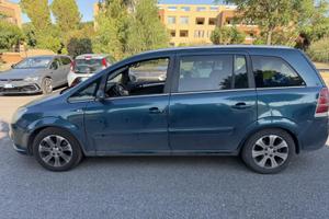 Opel zafira 7 posti