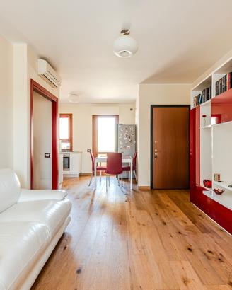 Mega Bivano del 2009 con posto auto